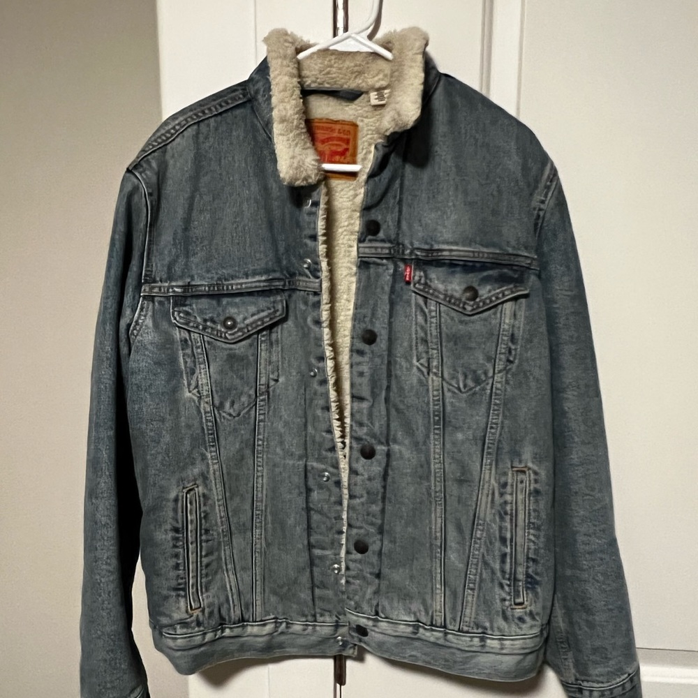 Levi Sherpa jacket large